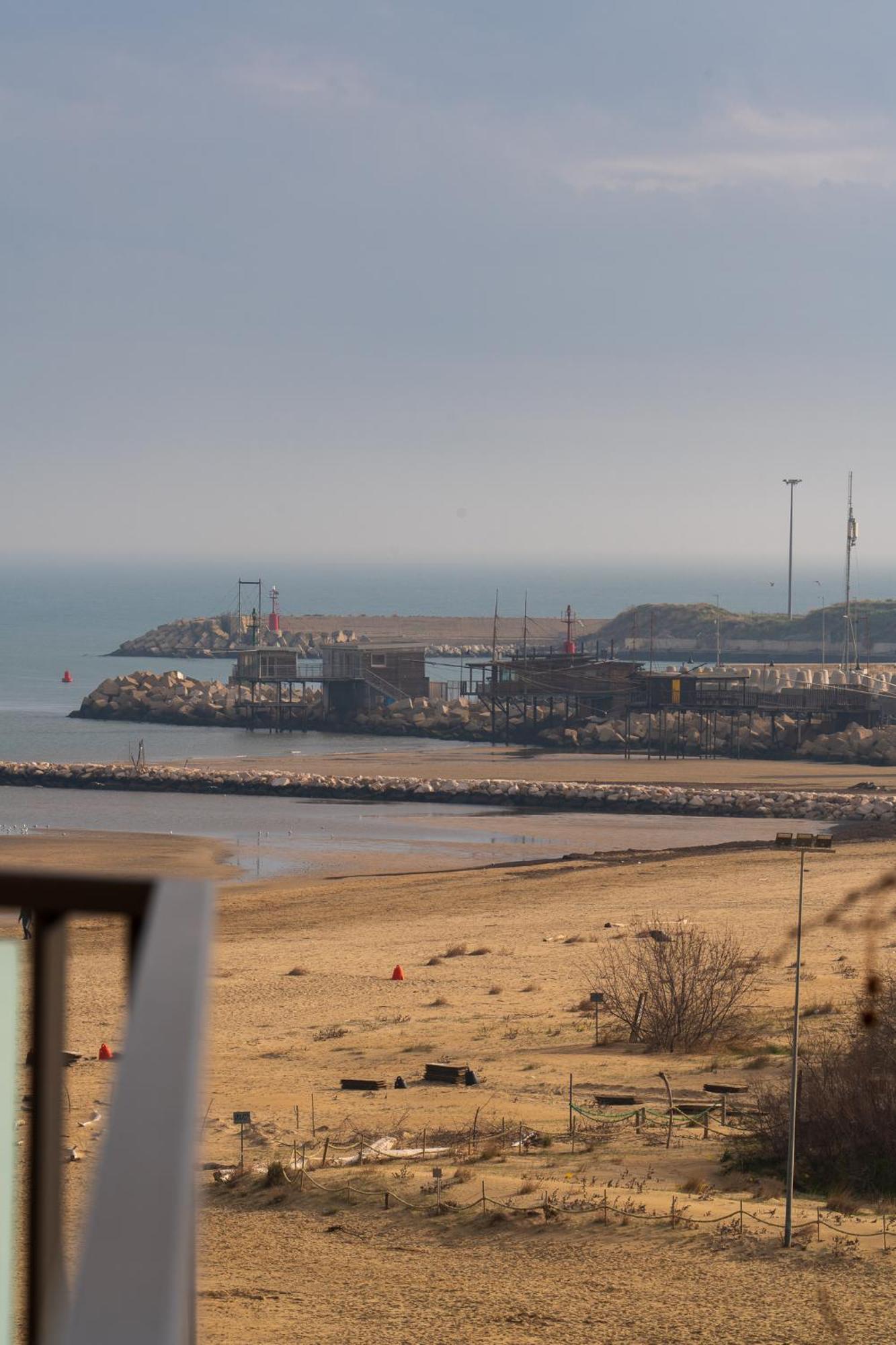 "Casa Incantevole" Fronte Mare Pescara - Appartamento Via Buozzi Екстер'єр фото